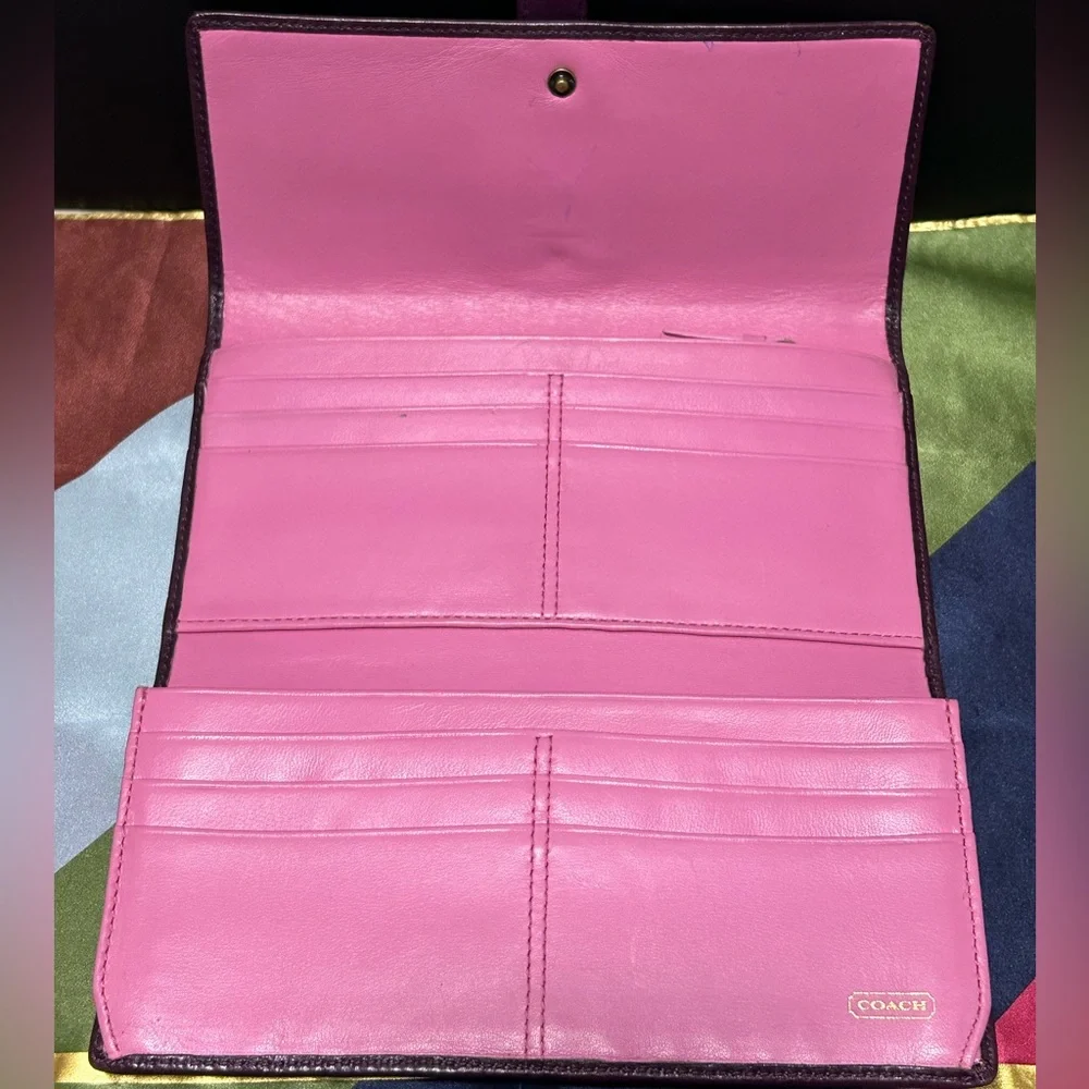 COACH Garcia Legacy Trifold Long Wallet